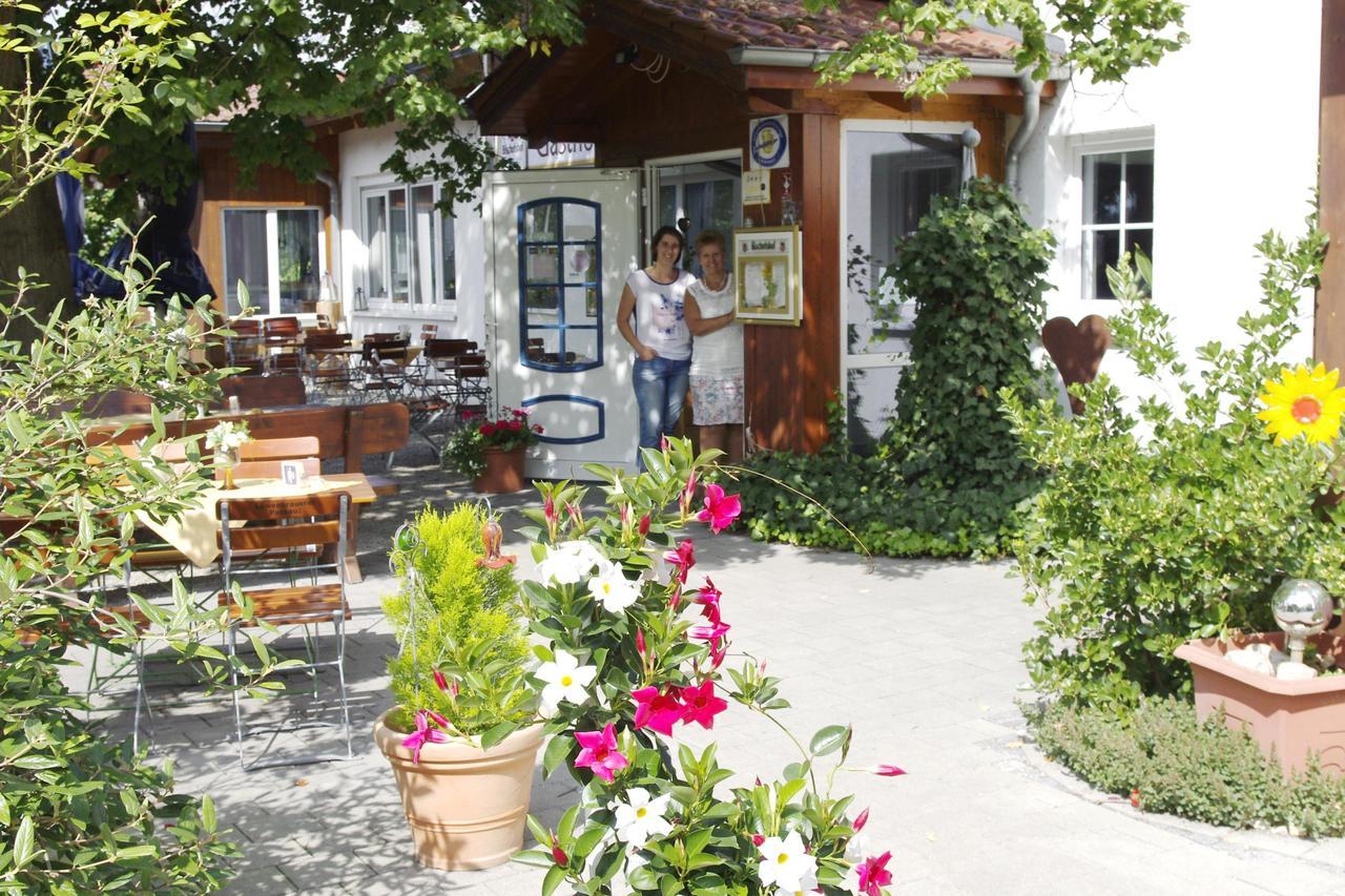 Hotel - Gasthof Erber Sinzing Buitenkant foto